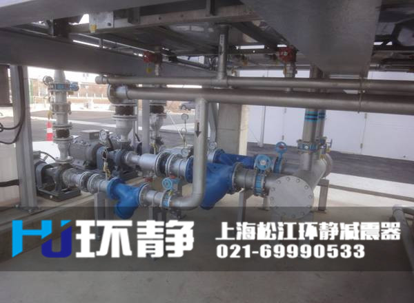 <a href=http://m.bartlettforsheriff.com target=_blank class=infotextkey>橡膠接頭</a>運行車間
